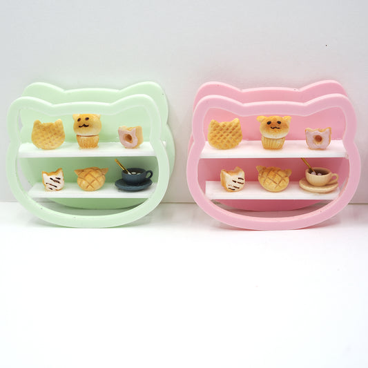 Miniature Dessert Diorama Magnet - Kitty
