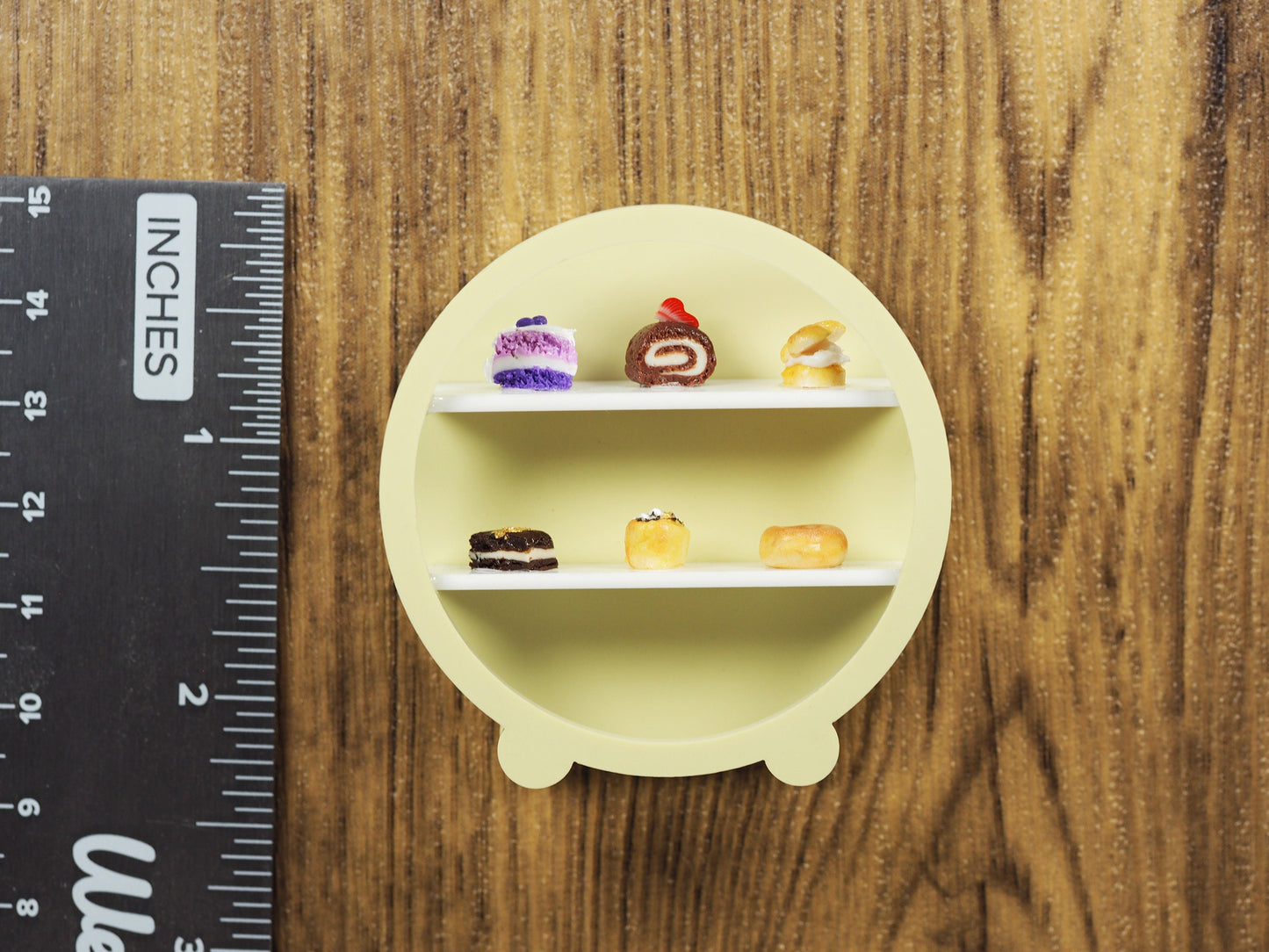 Miniature Dessert Diorama Magnet - Round