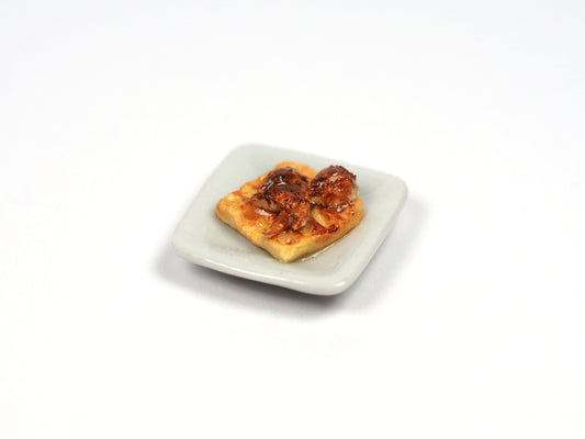 Miniature fried chicken waffle