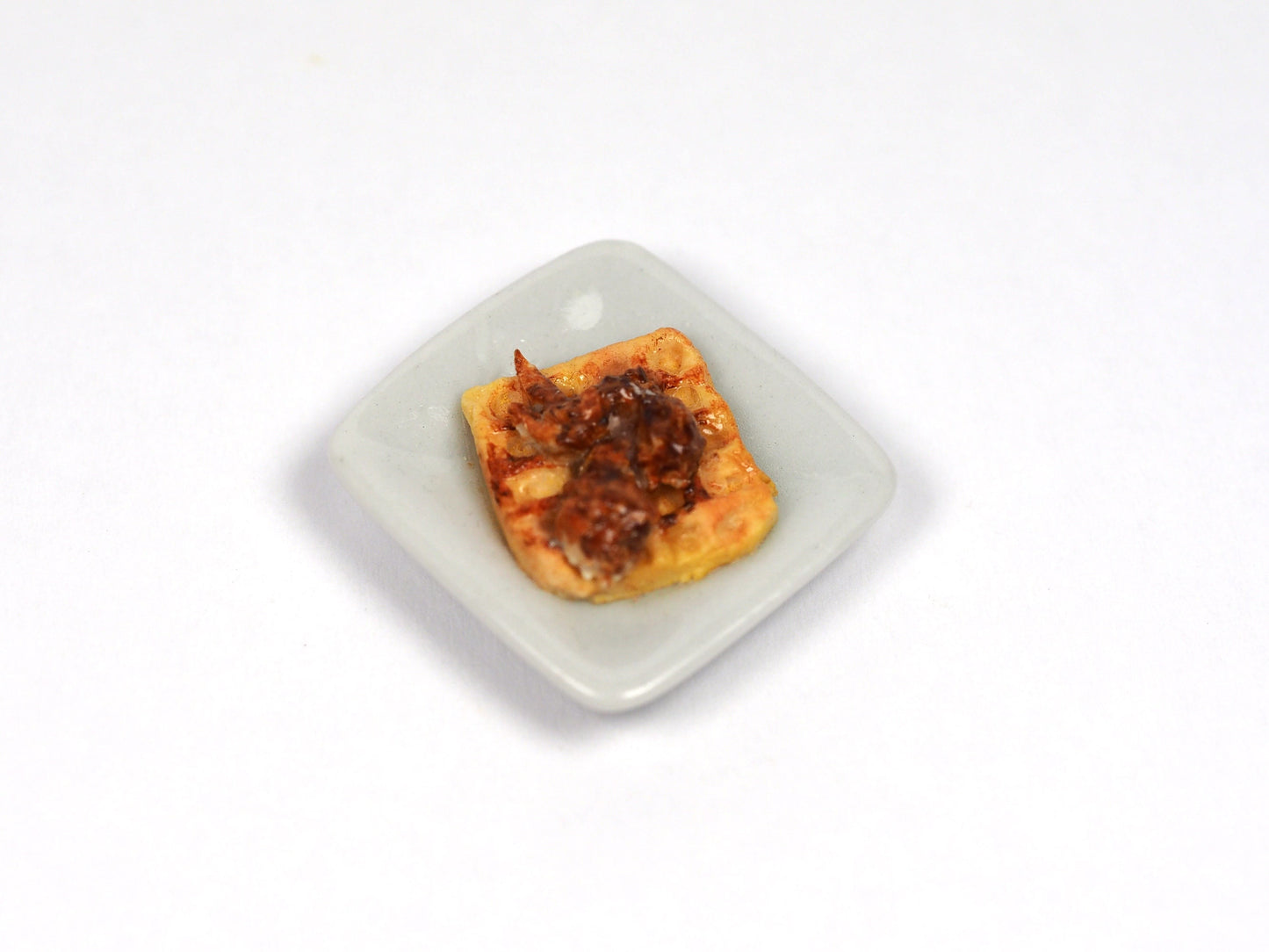 Miniature fried chicken waffle