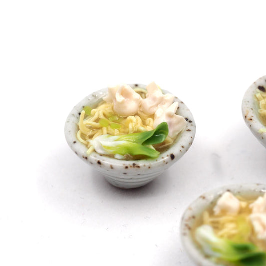 Miniature wonton noodle soup
