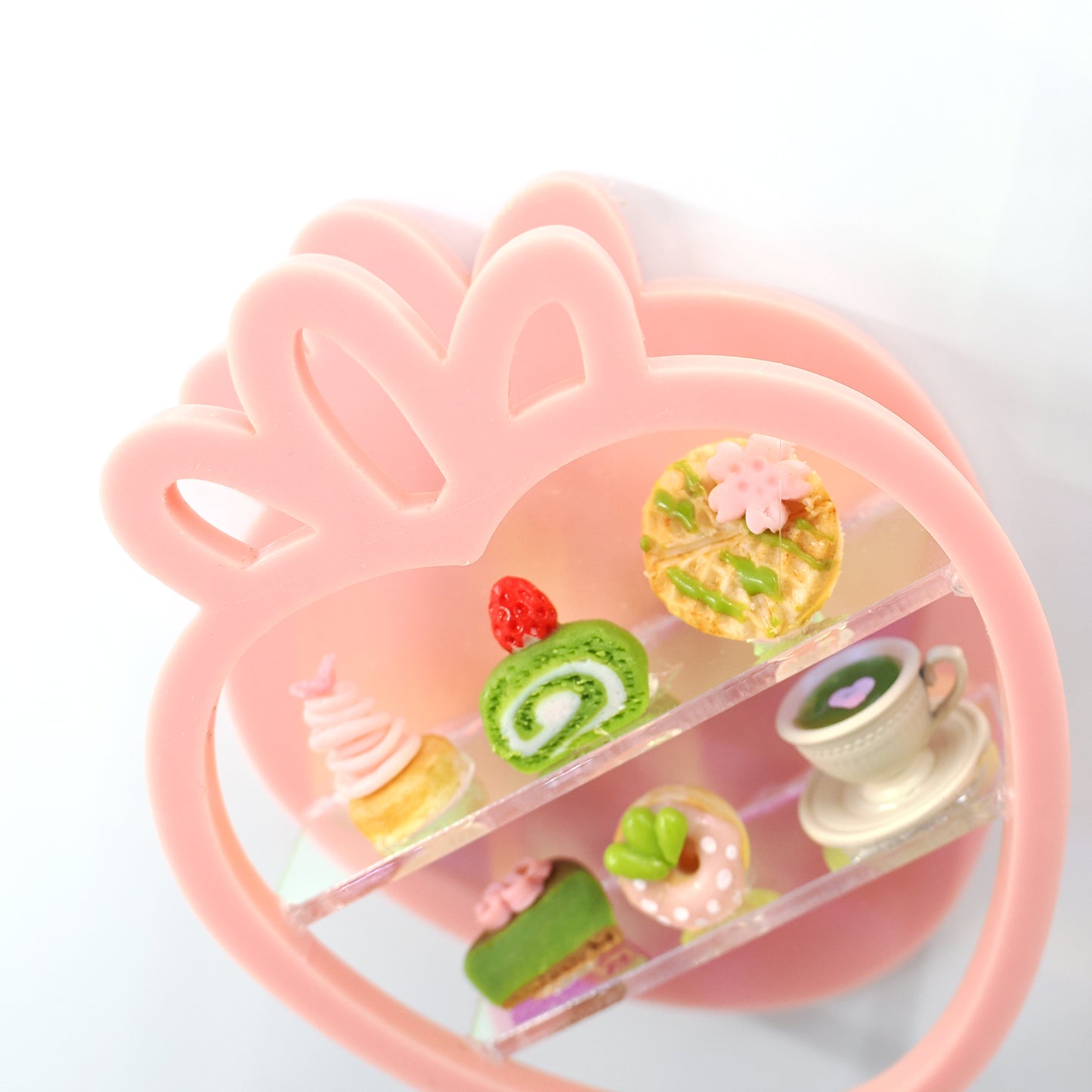 Miniature Dessert Diorama Magnet - Strawberry & Matcha