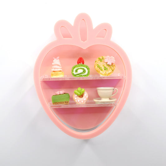 Miniature Dessert Diorama Magnet - Strawberry & Matcha