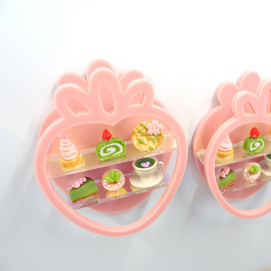 Miniature Dessert Diorama Magnet - Strawberry & Matcha