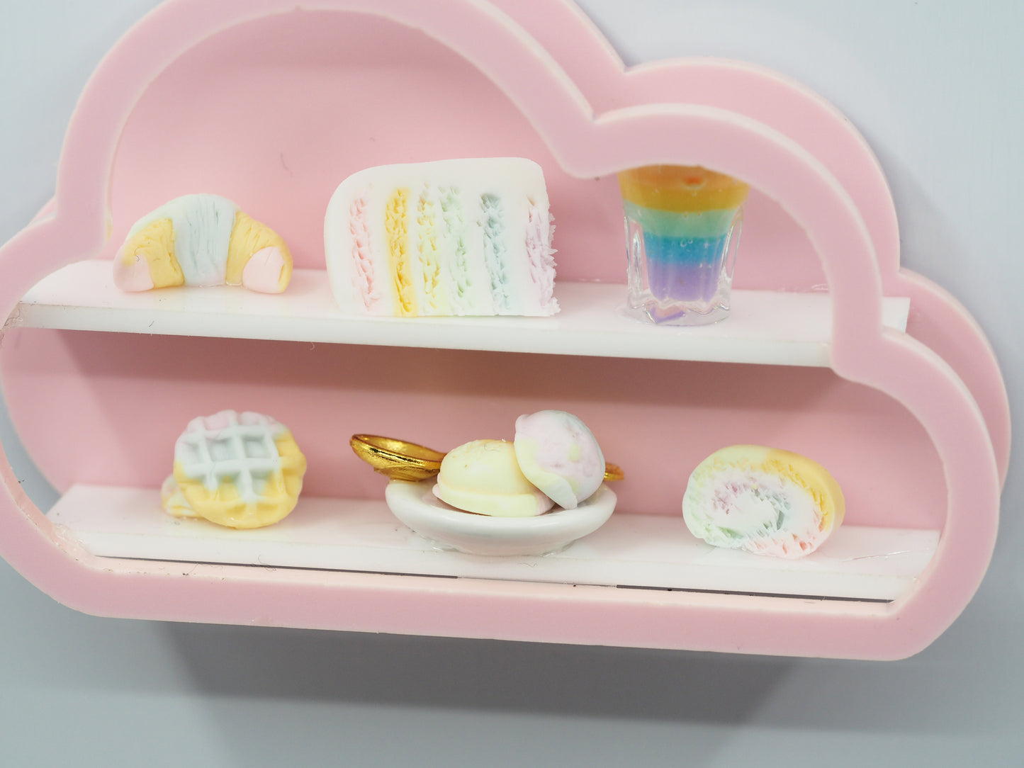 Miniature Dessert Diorama Magnet - Cloud & Rainbow