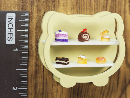 Miniature Dessert Diorama Magnet - Kitty