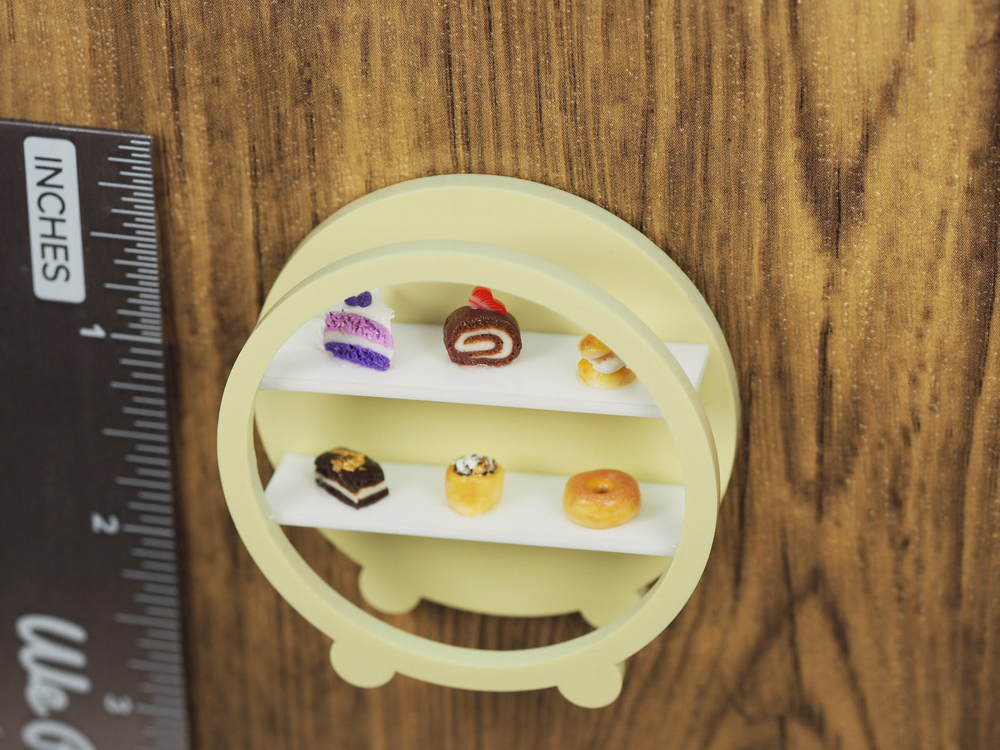 Miniature Dessert Diorama Magnet - Round