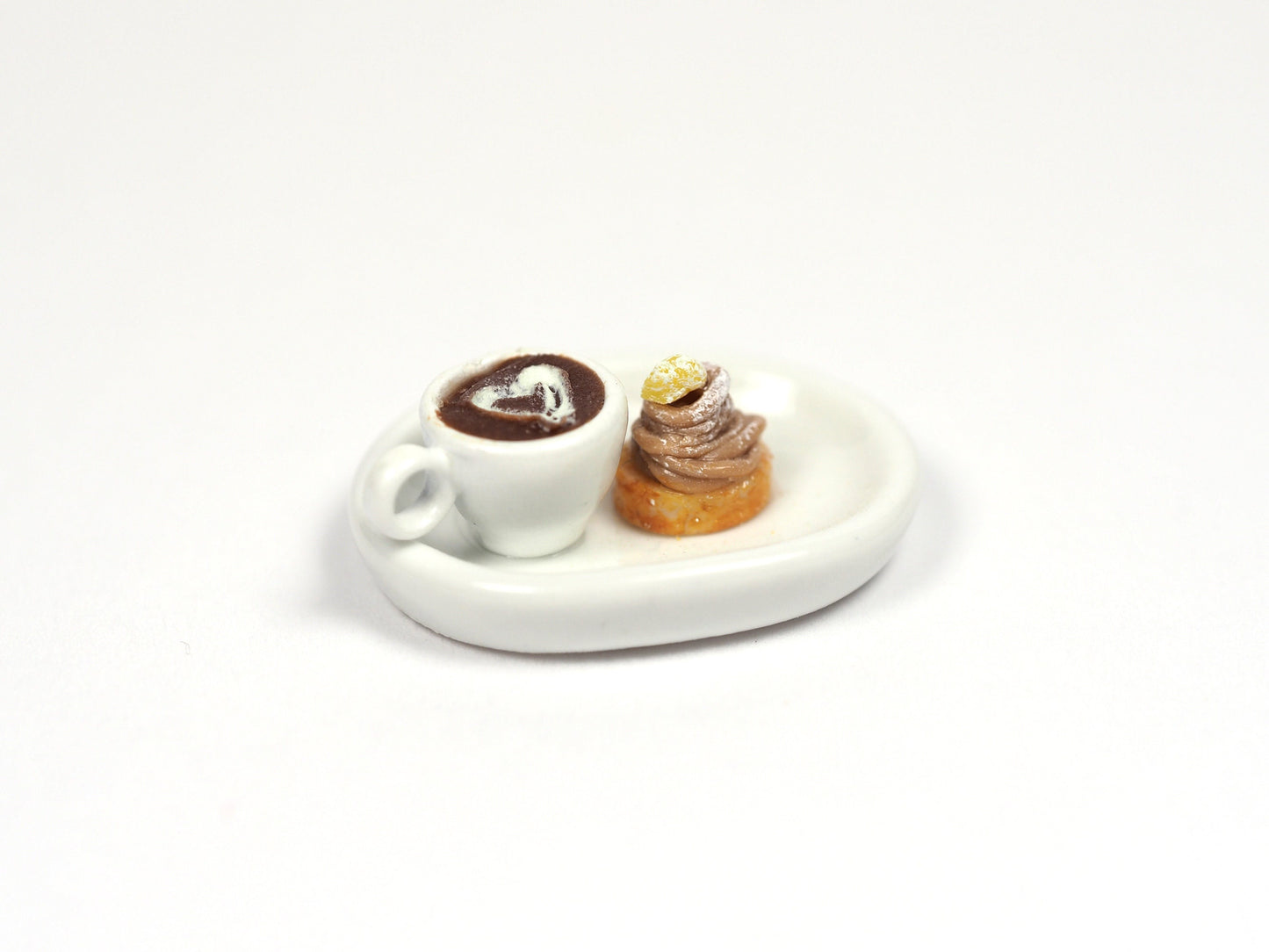 Miniature Mont Blanc dessert