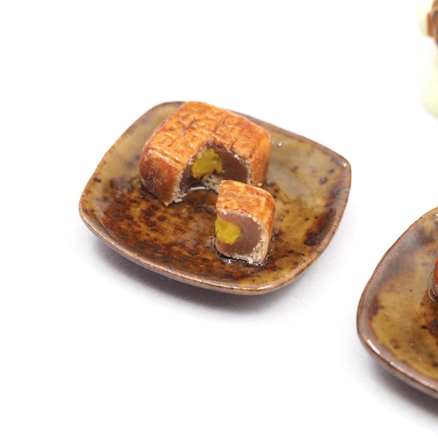 Miniature mooncake