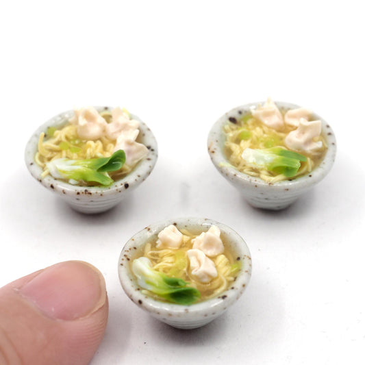 Miniature wonton noodle soup